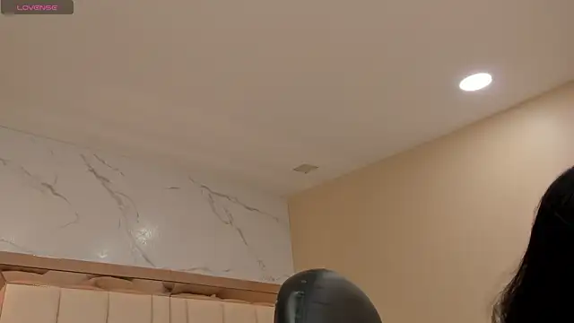 julieta rosee online show from 12-19-25, 09:33