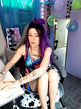 Purple2StayThnxx online show from 09-27-25, 09:42