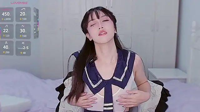 Snapshot of XiaoNana_ chatting on 10-01-25, 07:58 XiaoNana  online show from 10-01-25, 07:58