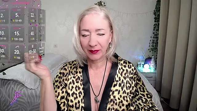 hunters woman online show from 12-19-25, 10:50