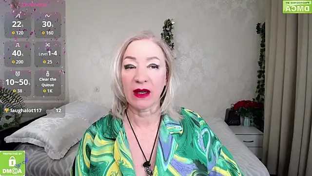 hunters woman online show from 04-30-26, 09:19