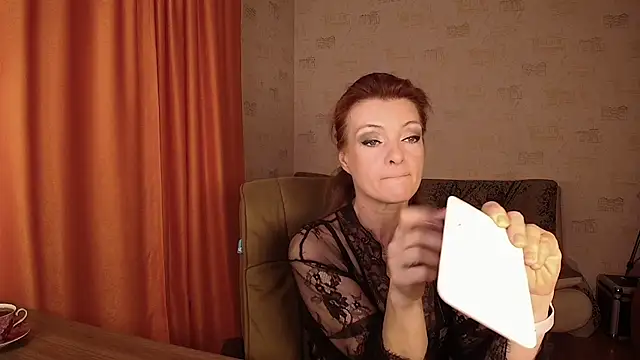 Snapshot of Milla_Vanilla_ chatting on 09-15-25, 10:48 Milla Vanilla online show from 09-15-25, 10:48