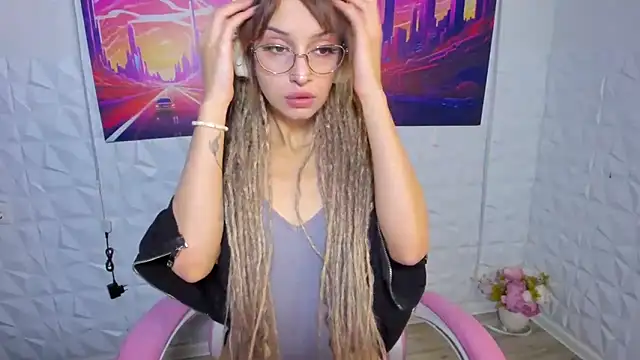 Ameli Shell online show from 10-04-25, 01:25