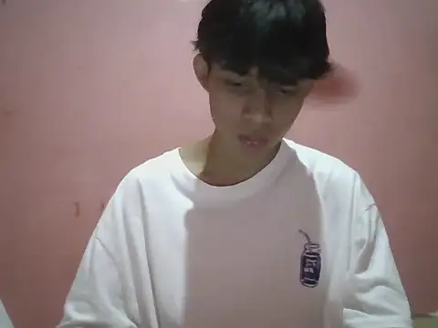 Snapshot of Kyoshi_19 chatting on 09-20-25, 01:01 Kyoshi 19 online show from 09-20-25, 01:01