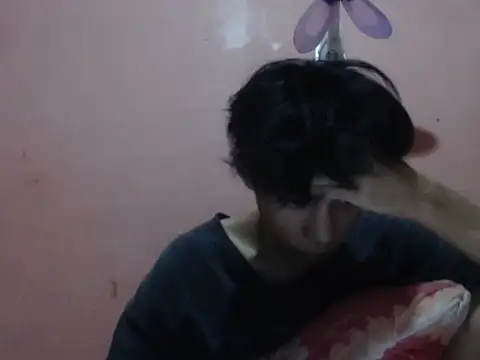 Snapshot of Kyoshi_19 chatting on 11-15-25, 06:37 Kyoshi 19 online show from 11-15-25, 06:37