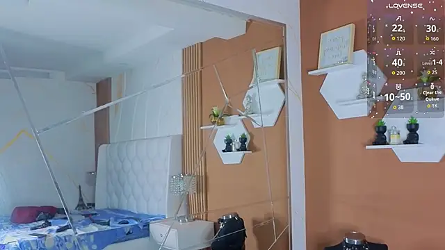 EimmyAdams online show from 09-17-25, 12:29