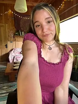 Snapshot of sashapulse chatting on 11-20-25, 02:50 sashapulse online show from 11-20-25, 02:50