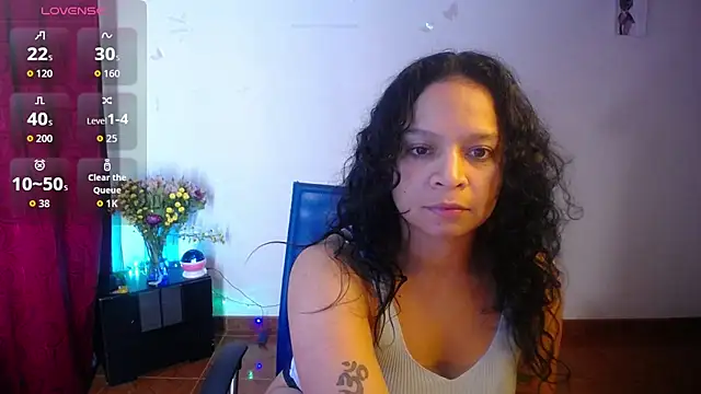 Sara cute92 online show from 10-21-25, 04:57