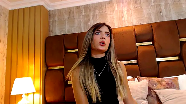 Snapshot of BlaireParker chatting on 11-05-25, 12:38 BlaireParker online show from 11-05-25, 12:38