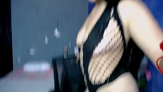 Snapshot of Karina_sweet1 chatting on 09-24-25, 03:37 Karina sweet1 online show from 09-24-25, 03:37