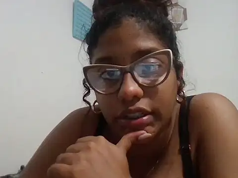 Snapshot of MeliBoobs chatting on 09-11-25, 05:07 MeliBoobs online show from 09-11-25, 05:07