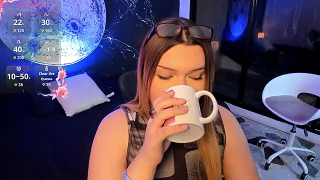 Maxxxine1 online show from 10-07-25, 01:36