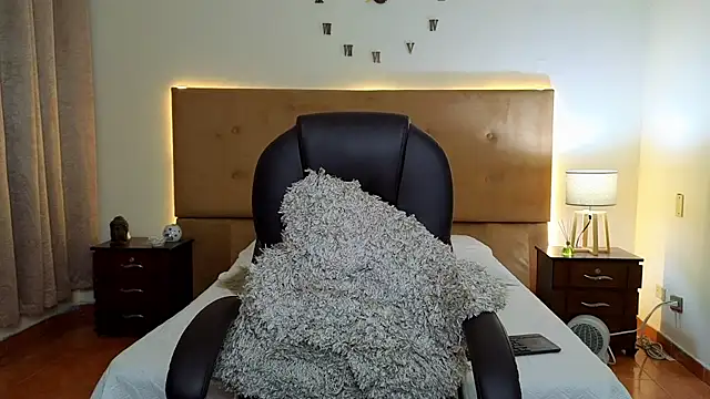 Snapshot of Steven_Velez chatting on 09-14-25, 12:43 Steven Velez online show from 09-14-25, 12:43