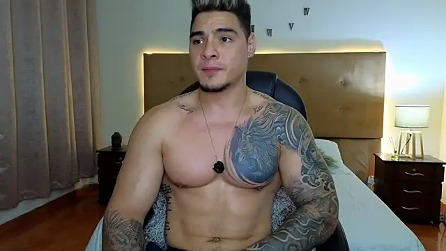 Snapshot of Steven_Velez chatting on 09-25-25, 11:30 Steven Velez online show from 09-25-25, 11:30