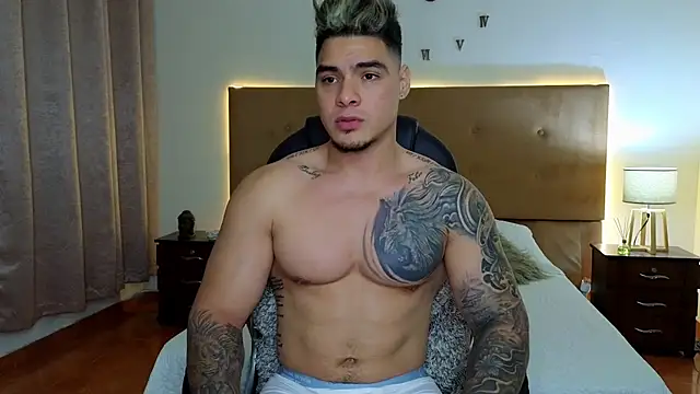 Snapshot of Steven_Velez chatting on 09-28-25, 01:00 Steven Velez online show from 09-28-25, 01:00