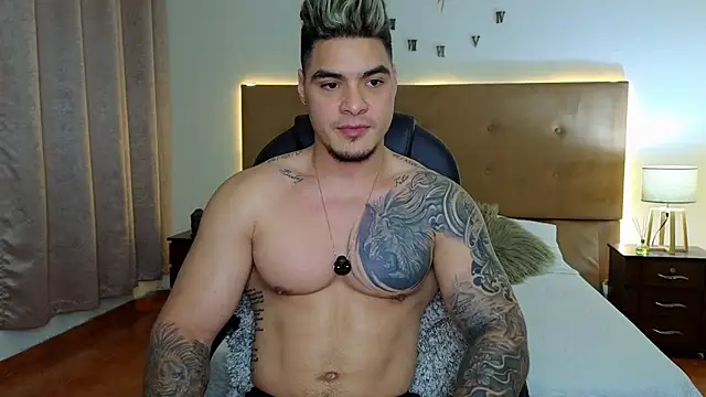 Snapshot of Steven_Velez chatting on 09-30-25, 11:21 Steven Velez online show from 09-30-25, 11:21