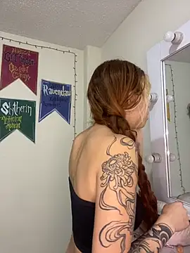 Sallem Pink online show from 09-19-25, 11:44