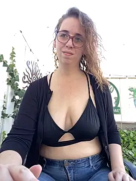 sweetsocalgirl online show from 09-15-25, 11:27