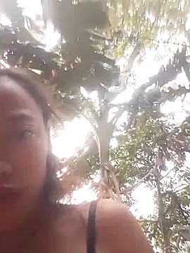 Snapshot of optra34 chatting on 10-11-25, 11:03 optra34 online show from 10-11-25, 11:03