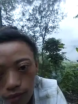 Snapshot of optra34 chatting on 10-14-25, 11:27 optra34 online show from 10-14-25, 11:27