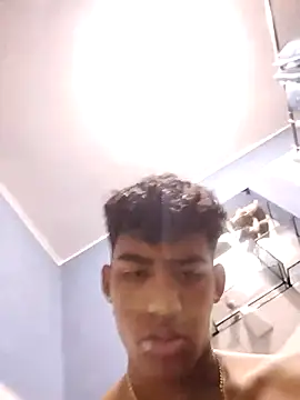 Snapshot of Lale-Adrian chatting on 01-15-26, 05:01 Lale-Adrian online show from 01-15-26, 05:01