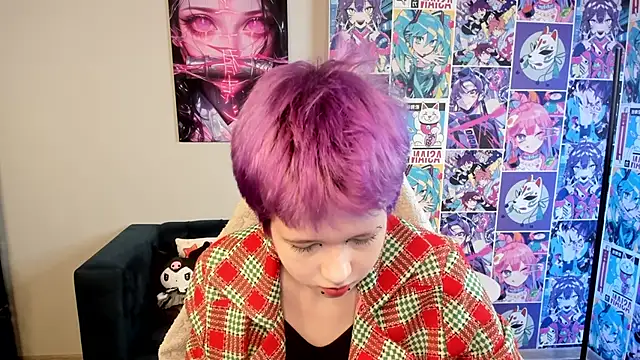 CarolineRichter online show from 10-20-25, 03:07