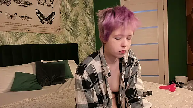 CarolineRichter online show from 11-20-25, 02:56