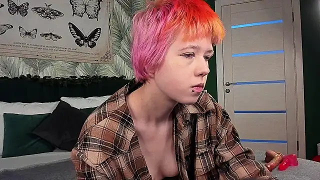 CarolineRichter online show from 12-05-25, 12:41