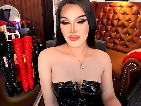 Snapshot of devongarcia chatting on 09-27-25, 02:22 devongarcia online show from 09-27-25, 02:22