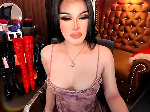 Snapshot of devongarcia chatting on 10-01-25, 11:22 devongarcia online show from 10-01-25, 11:22