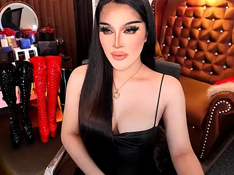 Snapshot of devongarcia chatting on 10-05-25, 12:53 devongarcia online show from 10-05-25, 12:53