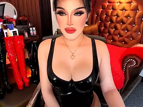 Snapshot of devongarcia chatting on 10-17-25, 12:58 devongarcia online show from 10-17-25, 12:58