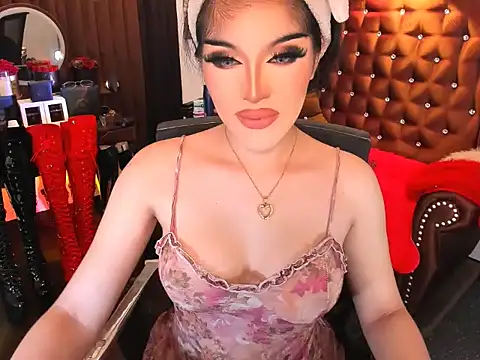 Snapshot of devongarcia chatting on 10-29-25, 11:06 devongarcia online show from 10-29-25, 11:06