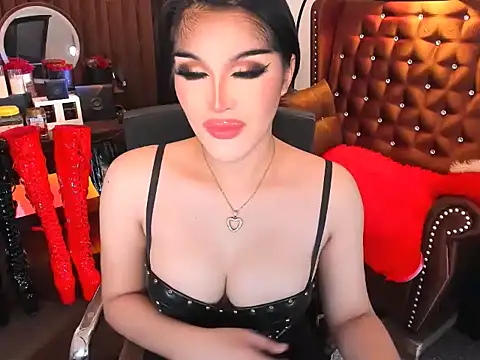 Snapshot of devongarcia chatting on 11-27-25, 12:13 devongarcia online show from 11-27-25, 12:13