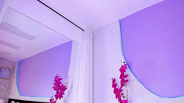  HAANNAH  online show from 09-25-25, 08:01