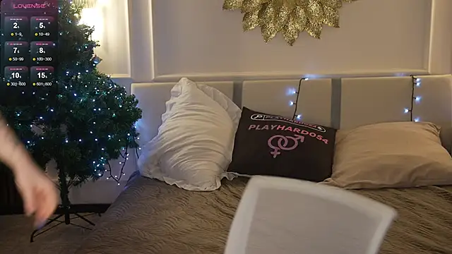 Esmie Smile online show from 01-11-26, 12:26