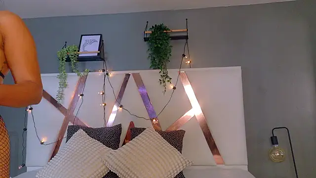 RiriiBrunette   online show from 02-19-26, 07:43