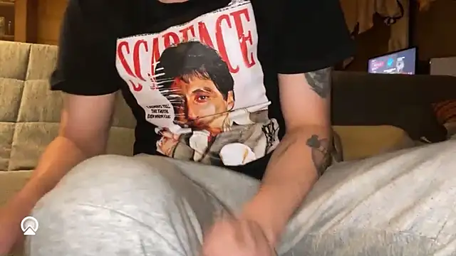 Snapshot of elsteff chatting on 09-26-25, 10:14 elsteff online show from 09-26-25, 10:14