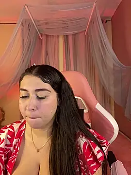 Valerie perez  online show from 04-22-26, 06:53