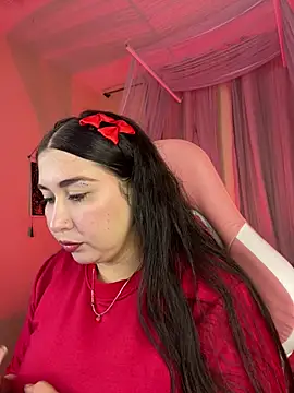 Valerie perez  online show from 05-04-26, 11:23