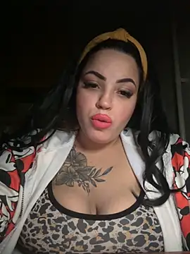 Snapshot of sexybunny18255 chatting on 10-15-25, 08:09 sexybunny18255 online show from 10-15-25, 08:09