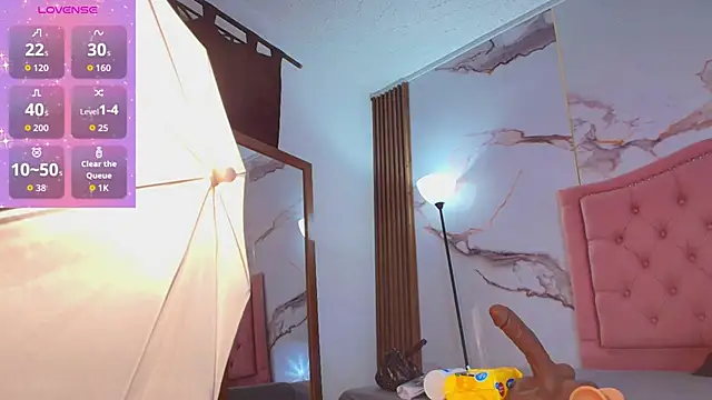 AlyaThompson online show from 11-11-25, 03:28