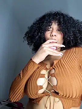 Snapshot of Yerystar chatting on 10-09-25, 10:41 Yerystar online show from 10-09-25, 10:41