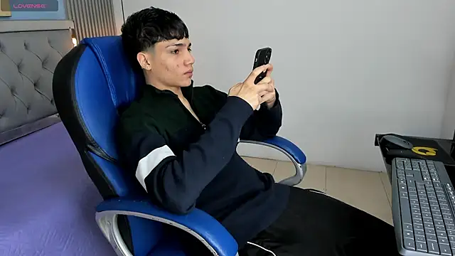 SamBlack  online show from 04-16-26, 12:39