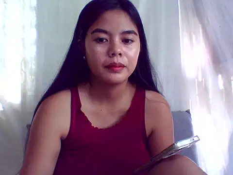 Snapshot of sweet_heaven00 chatting on 09-12-25, 06:13 sweet heaven00 online show from 09-12-25, 06:13