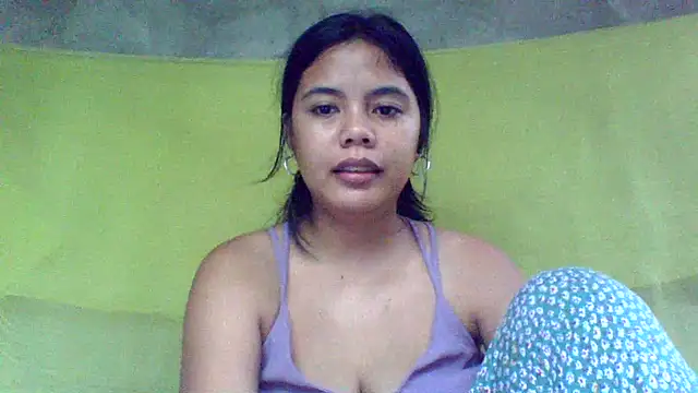 Snapshot of sweet_heaven00 chatting on 10-18-25, 01:30 sweet heaven00 online show from 10-18-25, 01:30