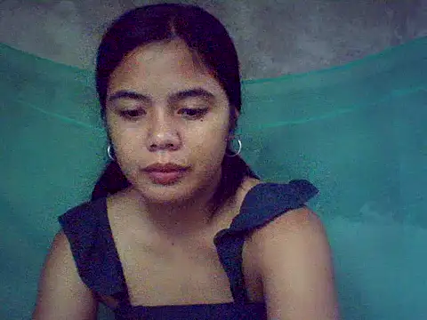 Snapshot of sweet_heaven00 chatting on 10-25-25, 01:46 sweet heaven00 online show from 10-25-25, 01:46