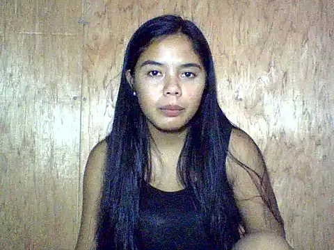 Snapshot of sweet_heaven00 chatting on 12-01-25, 01:32 sweet heaven00 online show from 12-01-25, 01:32