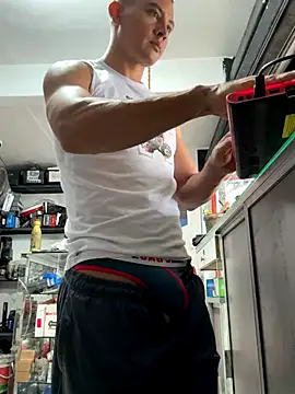 Terra-22cm online show from 10-12-25, 03:00