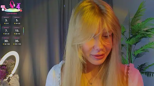 Snapshot of emilyshepar_d chatting on 09-26-25, 03:32 emilyshepar d online show from 09-26-25, 03:32